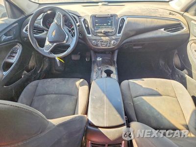 Zdjęcie 8 z 12 samochodu: 2017 CHEVROLET MALIBU LT VIN:1G1ZE5ST0HF280422 - miniatura