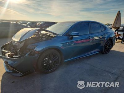 2025 TOYOTA CAMRY SE 4T1DAACK6SU605049 - główne zdjęcie licytacji z USA - miniatura