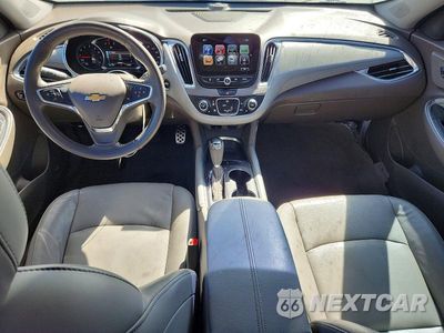 Zdjęcie 8 z 12 samochodu: 2017 CHEVROLET MALIBU LT VIN:1G1ZE5ST9HF116781 - miniatura