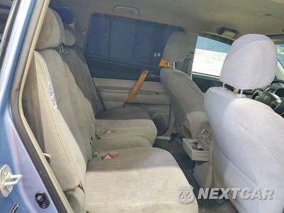 Zdjęcie 11 z 13 samochodu: 2008 TOYOTA HIGHLANDER HYBRID VIN:JTEEW41A482020699 - miniatura