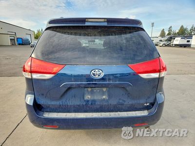 Zdjęcie 6 z 12 samochodu: 2011 TOYOTA SIENNA LE VIN:5TDKK3DC0BS141451 - miniatura