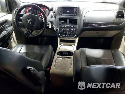 Zdjęcie 8 z 13 samochodu: 2019 DODGE GRAND CARAVAN SXT VIN:2C4RDGCG0KR770804 - miniatura