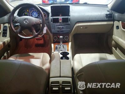 Zdjęcie 8 z 12 samochodu: 2011 MERCEDES-BENZ C 300 VIN:WDDGF5EB7BR134531 - miniatura
