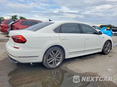 Trzecie zdjęcie samochodu z tyłu: 2017 VOLKSWAGEN PASSAT R-LINE VIN:1VWDT7A35HC057473 - miniatura