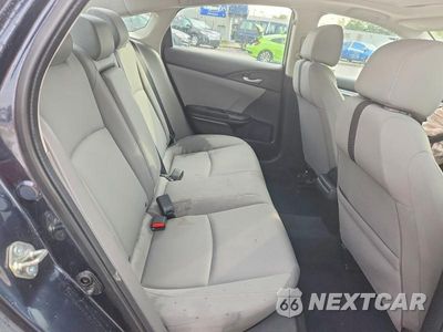 Zdjęcie 10 z 13 samochodu: 2018 HONDA CIVIC EX VIN:2HGFC2F73JH555170 - miniatura