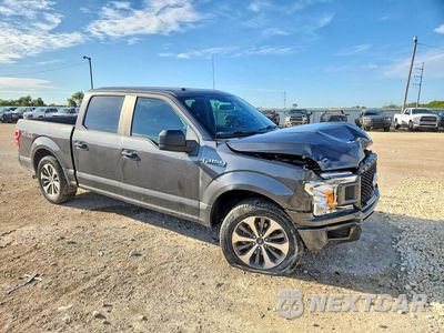 Czwarte zdjęcie samochodu z boku: 2019 FORD F150 SUPERCREW VIN:1FTEW1CPXKKC10874 - miniatura