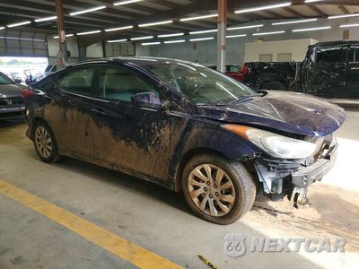 Czwarte zdjęcie samochodu z boku: 2013 HYUNDAI ELANTRA GLS VIN:5NPDH4AE0DH226401 - miniatura