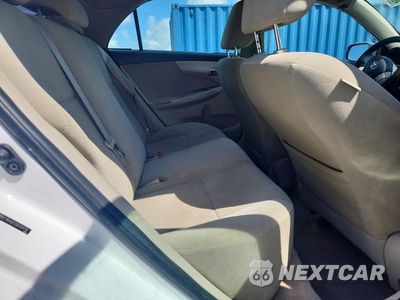 Zdjęcie 10 z 12 samochodu: 2011 TOYOTA COROLLA LE VIN:2T1BU4EE5BC581710 - miniatura