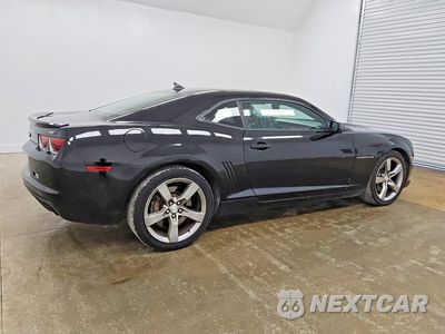 Trzecie zdjęcie samochodu z tyłu: 2010 CHEVROLET CAMARO SS VIN:2G1FK1EJ1A9123835 - miniatura