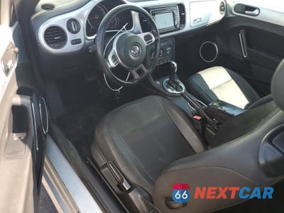 Zdjęcie 8 z 12 samochodu: 2013 VOLKSWAGEN BEETLE VIN:3VWJP7AT7DM676673 - miniatura