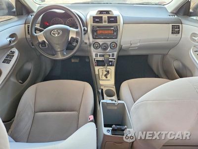 Zdjęcie 8 z 12 samochodu: 2012 TOYOTA COROLLA LE VIN:JTDBU4EE8C9178571 - miniatura