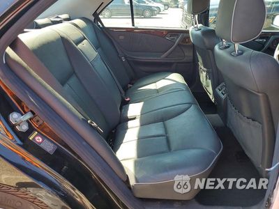Zdjęcie 10 z 12 samochodu: 2000 MERCEDES-BENZ E 320 VIN:WDBJF65G1YA966874 - miniatura