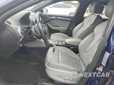 Zdjęcie 7 z 12 samochodu: 2017 AUDI A3 PREMIUM VIN:WAUAUGFF6H1067251 - miniatura