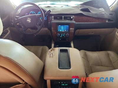 Zdjęcie 8 z 13 samochodu: 2007 CHEVROLET TAHOE K1500 VIN:1GNFK13097R301952 - miniatura