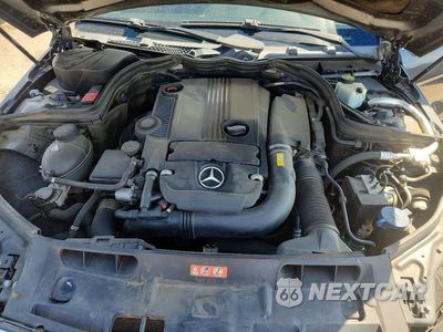 Zdjęcie 11 z 12 samochodu: 2013 MERCEDES-BENZ C 250 VIN:WDDGF4HB2DR265973 - miniatura