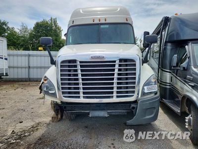 Piąte zdjęcie samochodu w środku: 2019 FREIGHTLINER CASCADIA 125 SEMI TRUCK VIN:3AKJGLDR7KSKN8363 - miniatura