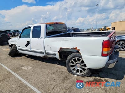 Drugie zdjęcie samochodu z przodu: 1999 CHEVROLET SILVERADO C1500 VIN:2GCEC19V5X1220346 - miniatura