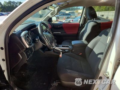 Zdjęcie 7 z 13 samochodu: 2020 TOYOTA TACOMA SR5 VIN:5TFAX5GN8LX176241 - miniatura