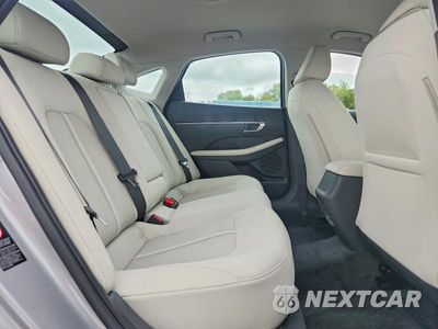 Zdjęcie 10 z 13 samochodu: 2023 HYUNDAI SONATA SEL VIN:KMHL64JA9PA258429 - miniatura