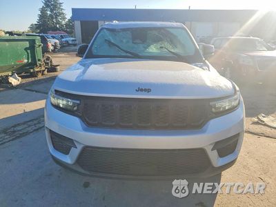 Piąte zdjęcie samochodu w środku: 2024 JEEP GRAND CHEROKEE LAREDO VIN:1C4RJHAG2RC236093 - miniatura