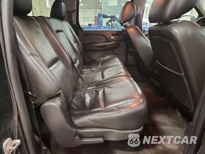 Zdjęcie 11 z 13 samochodu: 2014 GMC YUKON XL DENALI VIN:1GKS2MEF3ER170710 - miniatura