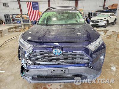 Piąte zdjęcie samochodu w środku: 2023 TOYOTA RAV4 XLE PREMIUM VIN:JTMB6RFV1PD093886 - miniatura