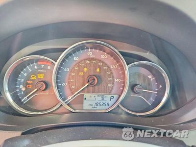 Zdjęcie 9 z 12 samochodu: 2014 TOYOTA COROLLA LE VIN:5YFBURHE6EP118374 - miniatura