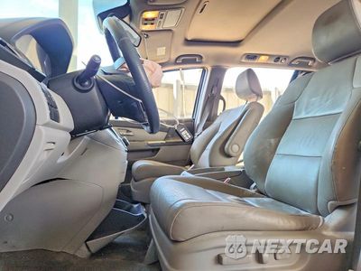 Zdjęcie 7 z 13 samochodu: 2016 HONDA ODYSSEY EXL VIN:5FNRL5H65GB051784 - miniatura