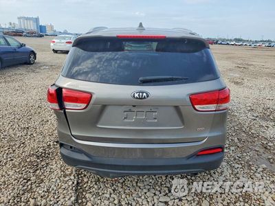 Zdjęcie 6 z 13 samochodu: 2016 KIA SORENTO LX VIN:5XYPGDA35GG015687 - miniatura