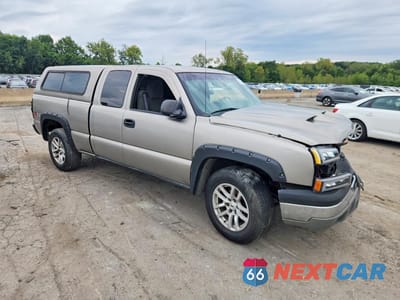 Czwarte zdjęcie samochodu z boku: 2003 CHEVROLET SILVERADO K1500 VIN:1GCEK19T73E189661 - miniatura