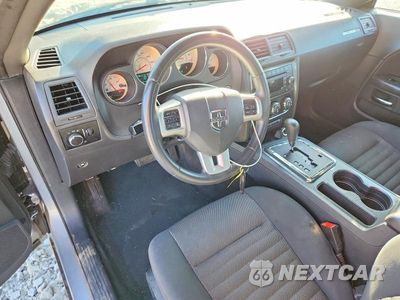 Zdjęcie 8 z 12 samochodu: 2014 DODGE CHALLENGER SXT VIN:2C3CDYAG6EH176361 - miniatura