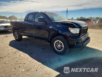 Czwarte zdjęcie samochodu z boku: 2010 TOYOTA TUNDRA DOUBLE CAB SR5 VIN:5TFUY5F13AX133271 - miniatura