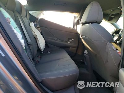 Zdjęcie 10 z 12 samochodu: 2025 HYUNDAI ELANTRA SEL SPORT VIN:KMHLM4DG4SU000106 - miniatura