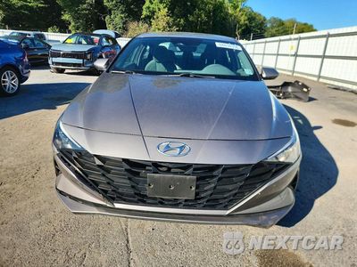Piąte zdjęcie samochodu w środku: 2022 HYUNDAI ELANTRA BLUE VIN:KMHLM4AJXNU031977 - miniatura