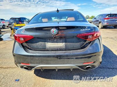 Zdjęcie 6 z 12 samochodu: 2020 ALFA ROMEO GIULIA TI VIN:ZARFANBN6L7629664 - miniatura