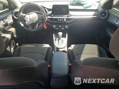 Zdjęcie 8 z 13 samochodu: 2023 KIA FORTE LXS VIN:3KPF24AD8PE536175 - miniatura