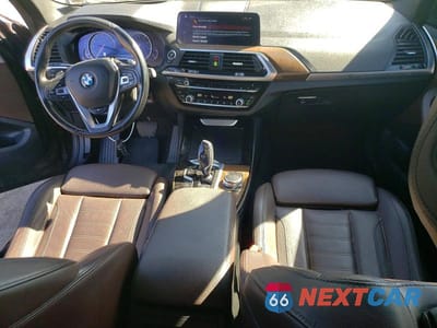 Zdjęcie 8 z 12 samochodu: 2018 BMW X3 XDRIVE30I VIN:5UXTR9C57JLC78829 - miniatura