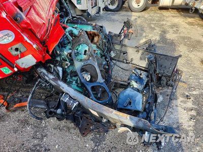 Zdjęcie 10 z 11 samochodu: 2016 VOLVO VNL SEMI TRUCK VIN:4V4NC9EHXGN959309 - miniatura
