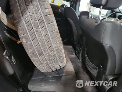 Zdjęcie 11 z 13 samochodu: 2017 JEEP GRAND CHEROKEE LAREDO VIN:1C4RJFAG6HC912533 - miniatura