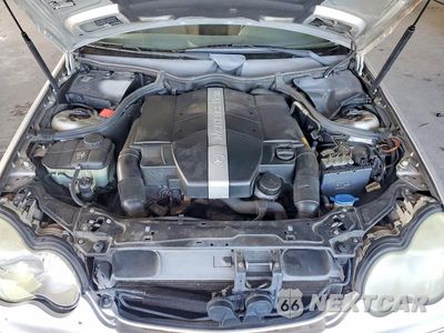 Zdjęcie 11 z 12 samochodu: 2001 MERCEDES-BENZ C 320 VIN:WDBRF64J81F093049 - miniatura