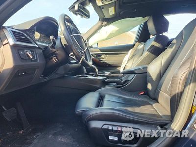 Zdjęcie 7 z 12 samochodu: 2017 BMW 330 XI VIN:WBA8D9C31HA004546 - miniatura