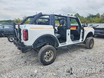 Trzecie zdjęcie samochodu z tyłu: 2021 FORD BRONCO BASE VIN:1FMEE5DP8MLA95001 - miniatura