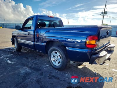 Drugie zdjęcie samochodu z przodu: 2000 CHEVROLET SILVERADO C1500 VIN:1GCEC14VXYZ268005 - miniatura