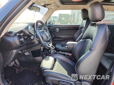 Zdjęcie 7 z 12 samochodu: 2016 MINI COOPER S VIN:WMWXP7C55G2A42706 - miniatura