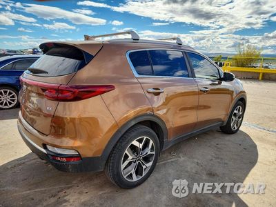 Trzecie zdjęcie samochodu z tyłu: 2021 KIA SPORTAGE EX VIN:KNDPNCAC2M7844676 - miniatura