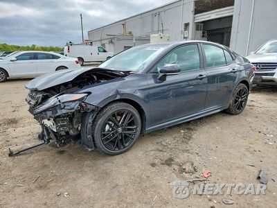 2025 TOYOTA CAMRY SE 4T1DAACK9SU049593 - główne zdjęcie licytacji z USA - miniatura