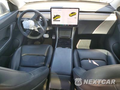 Zdjęcie 8 z 14 samochodu: 2020 TESLA MODEL Y VIN:5YJYGDEE8LF054128 - miniatura