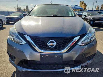 Piąte zdjęcie samochodu w środku: 2018 NISSAN SENTRA S VIN:3N1AB7AP4JY300198 - miniatura