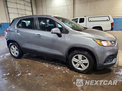 Czwarte zdjęcie samochodu z boku: 2020 CHEVROLET TRAX LS VIN:3GNCJKSB7LL194626 - miniatura