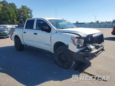 Czwarte zdjęcie samochodu z boku: 2019 NISSAN TITAN S VIN:1N6AA1EJ1KN523541 - miniatura